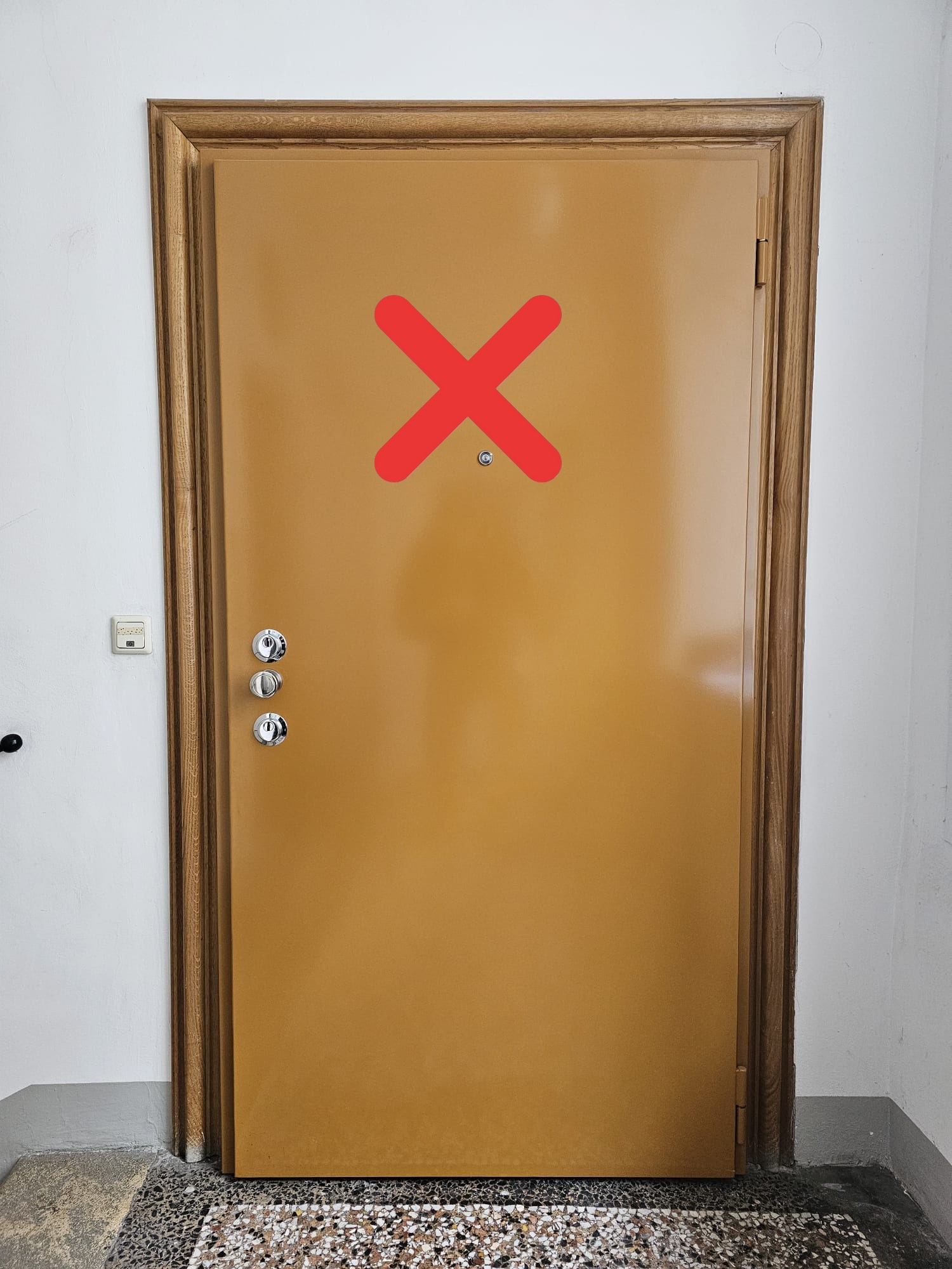 Kein ZABRANSKY Türsystem (2)